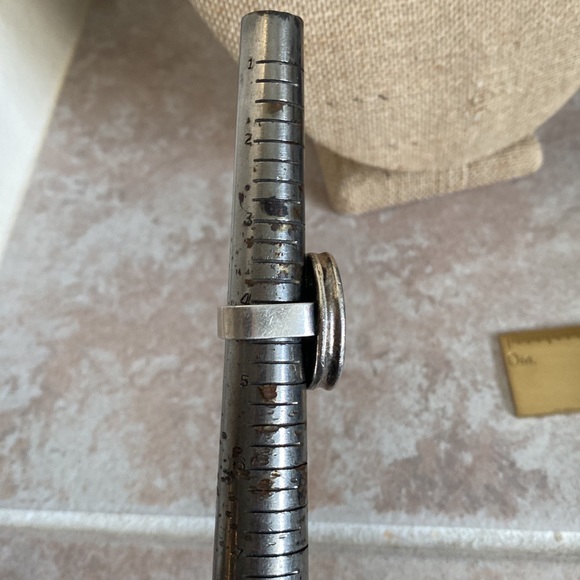 Classic Hardware Mermaid Anchor Ring - Picture 6 of 6